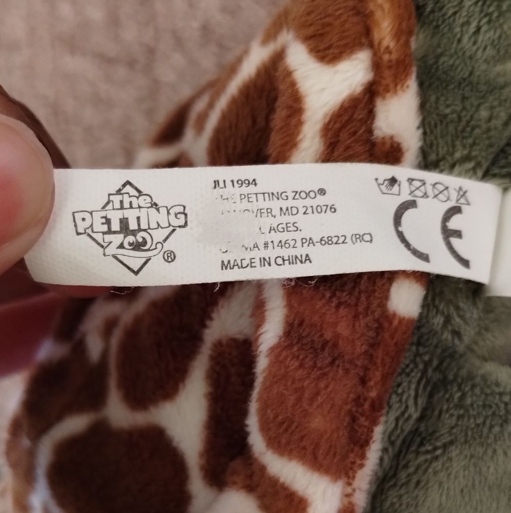 The Petting Zoo Plush Sea Turtle with Pocket (No Baby) 14” Long - Picture 10 of 12